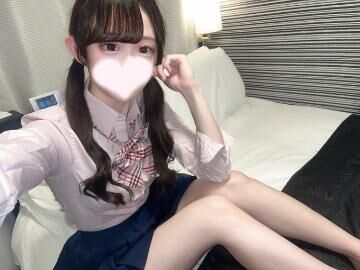 みて～