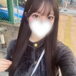 本日23時半までいます?