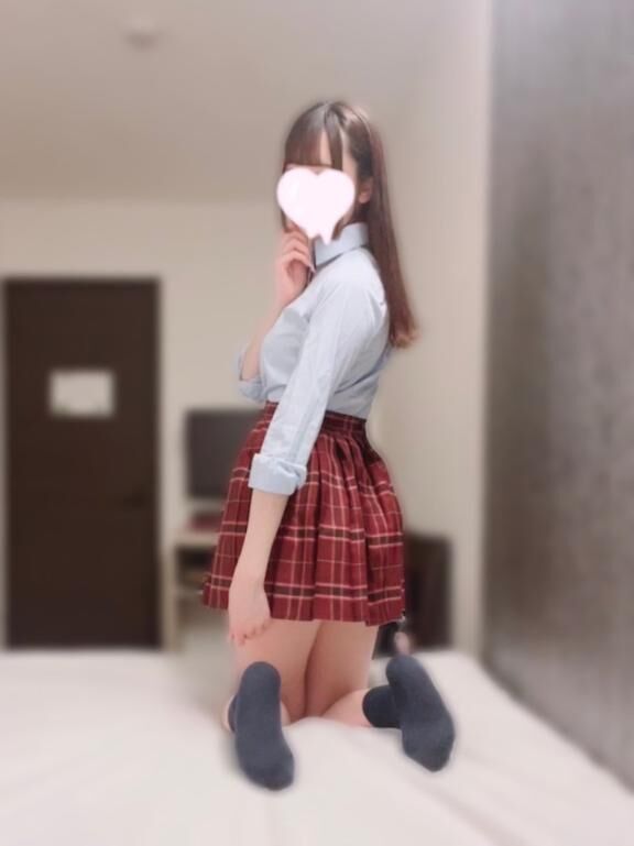 チラッ