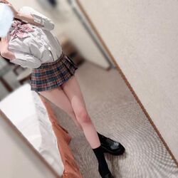 しろなです！
