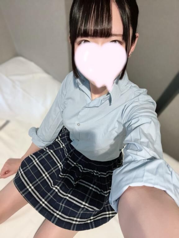 制服はリボンあり？なし？どっちがいいかな