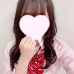 ゆりな出勤してます！